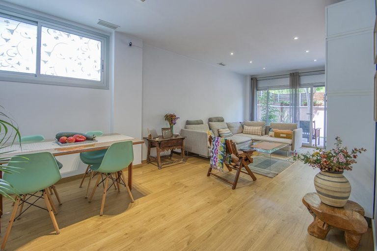 378819_5e3ad8d0b24336dab98a4dfcdbda84ee